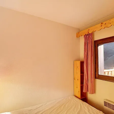 Agreable 2p Cabine, 6 Pers, 35m², Sud-ouest, Wi-fi, Au Pied Des Pistes - Les Menuires - Fr-1-178-169